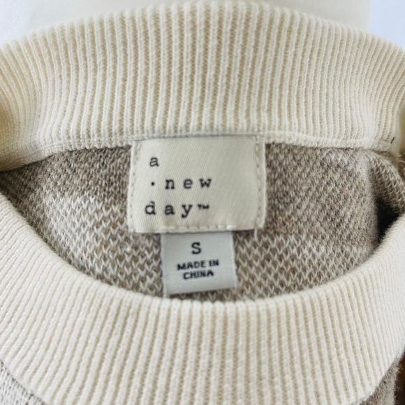 Women’s like new WOT a.new day sweater size S - Picture 15 of 16